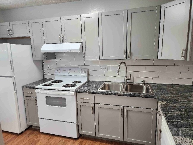 Photo - 807 W Spring Meadow Ct