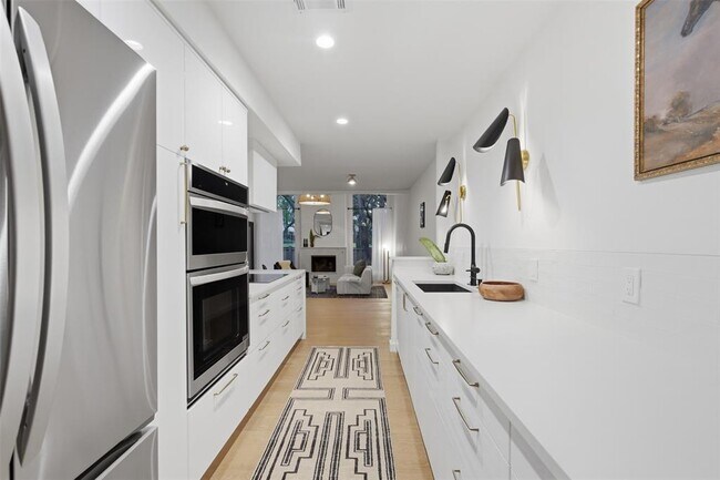 Photo - 8300 Summer Pl Dr