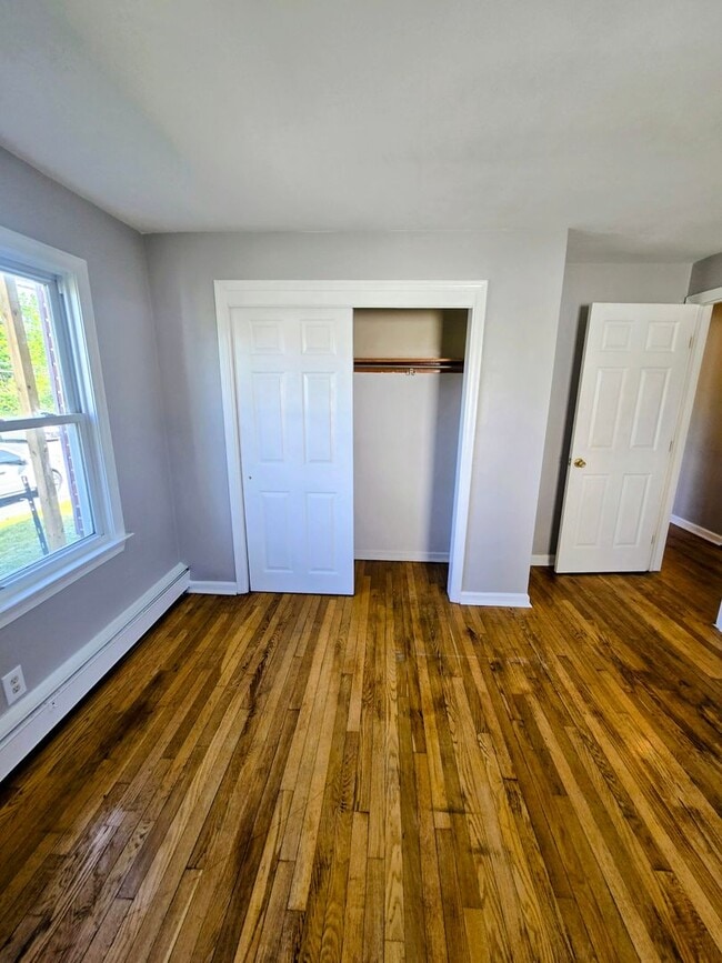 Photo - 210 E Emmaus Ave Unidad 1