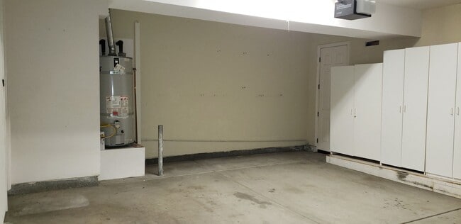 Photo - Lake Elsinore Beautiful 4 bedroom 3 bathroom Summerhill Home w/ a VIEW