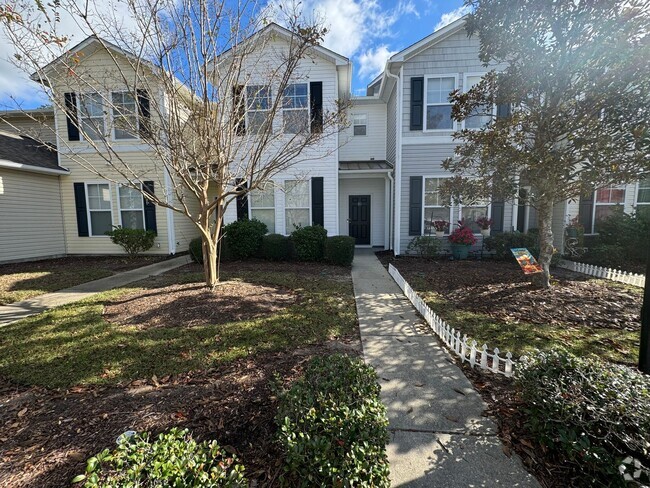 Building Photo - Conway - 3 Bedroom / 3 Bathroom Townhome