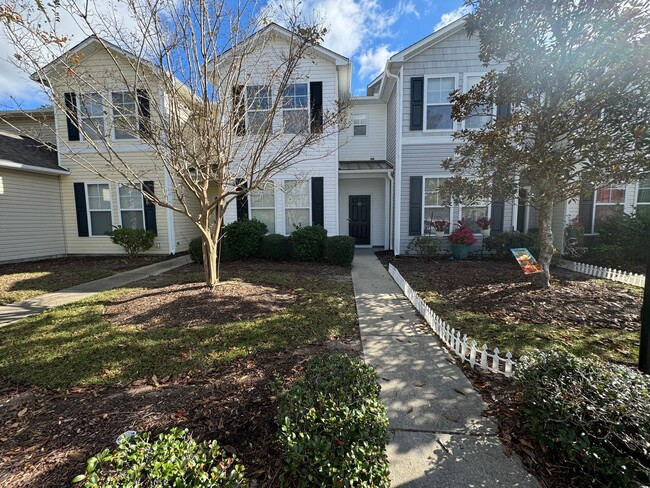 Conway - 3 Bedroom / 3 Bathroom Townhome - Conway - 3 Bedroom / 3 Bathroom Townhome