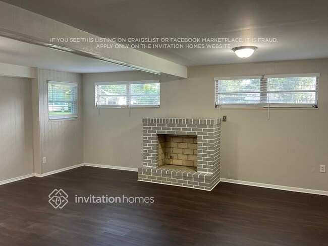 2213 Florence Ave