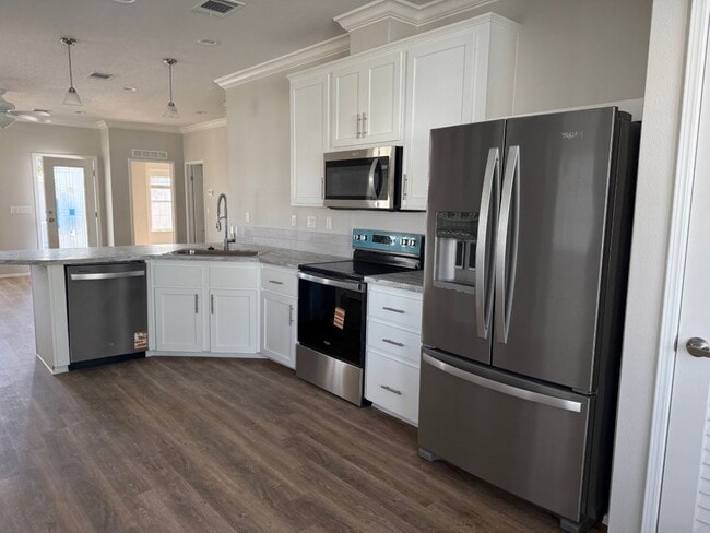 Photo - 492 Driftwood Dr