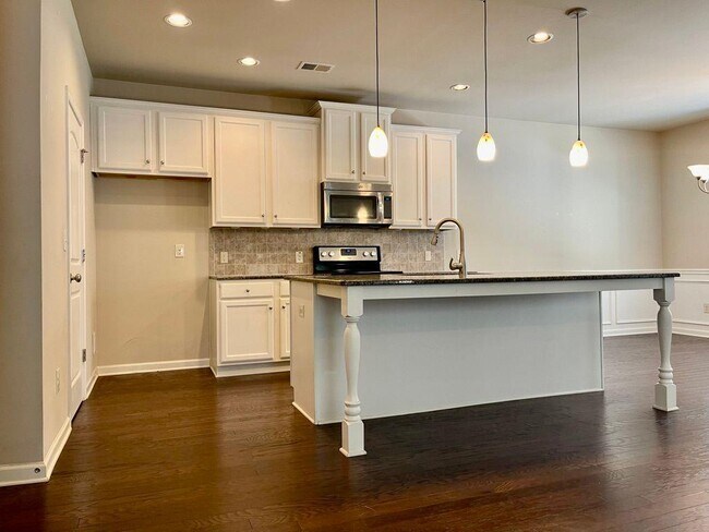 Photo - 5226 Apple Grove Rd NE