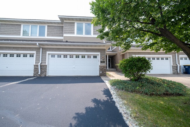 Photo - 6882 Folkestone Rd Townhome
