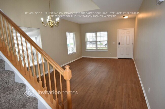 Photo - 353 Richmond Dr