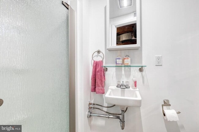 Photo - 110 Regester Ave