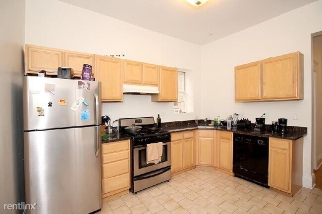 Photo - 717 W Roscoe St Unit 1