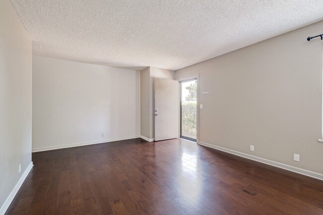 Photo - Sanctuary Near Downtown Nashville (MOVE IN SPECIAL!)