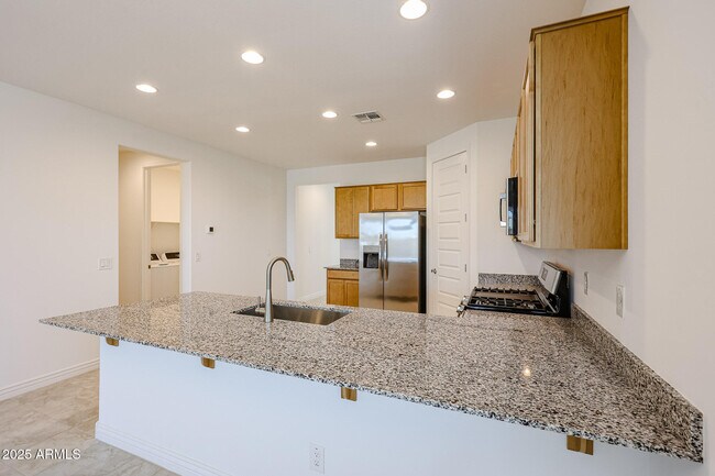 Photo - 5016 N 87th Ln