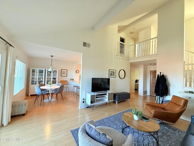 Photo - 647 Blue Oak Ave