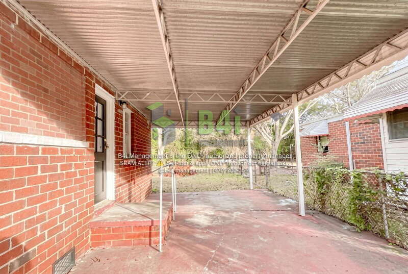 Photo - 904 Harbison Dr