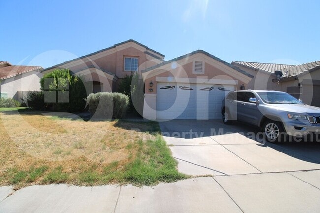 Photo - 95 S Mulberry St