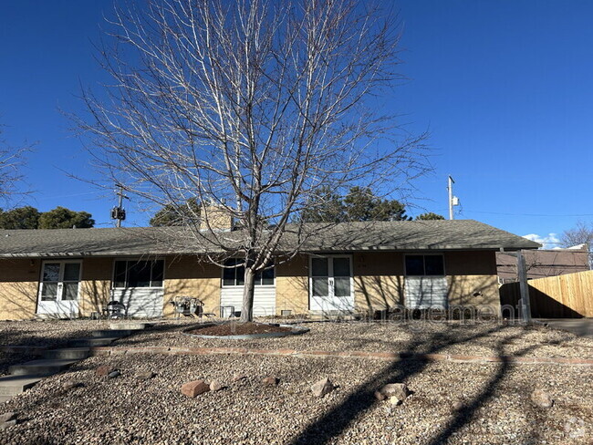 Building Photo - 2075 Rosewod Dr. Rental