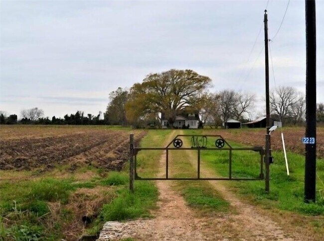 Photo - 2223 Co Rd 107