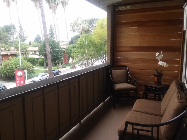 Photo - Emerald Hills