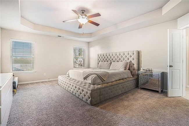 Photo - 5526 Donerail St