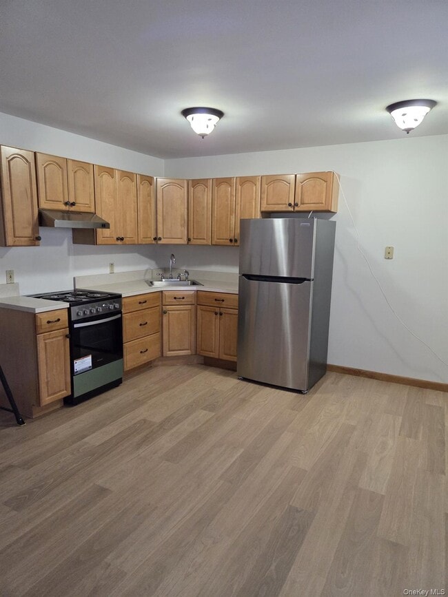 Photo - 6 Honey Ln W