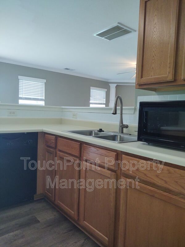 Photo - 7302 Woodbourne Ln