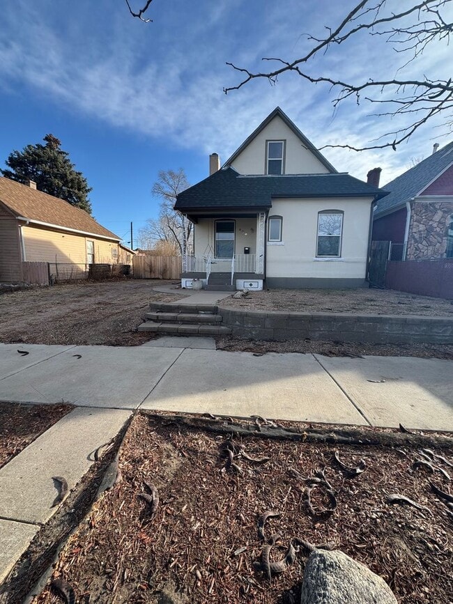 Photo - 908 Spruce St