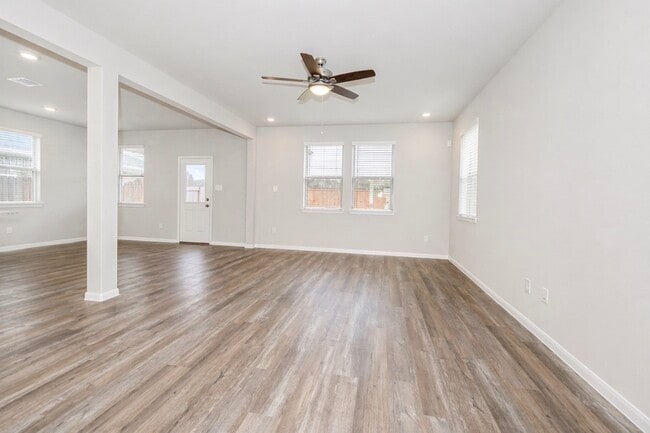 Photo - 5806 Havana Mist Dr