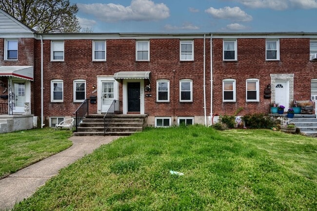 Photo - 2976 Cornwall Rd Unit 1