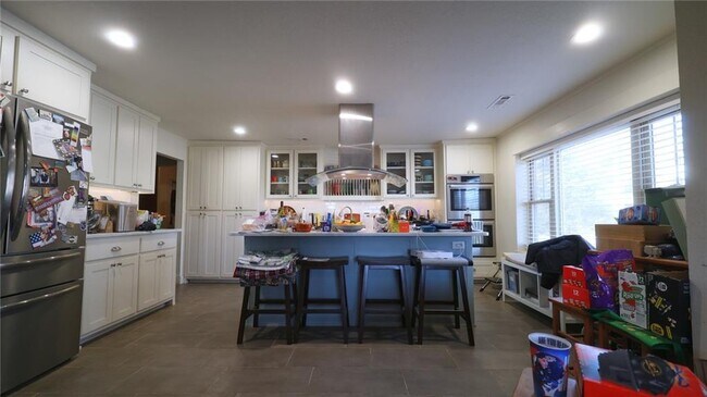 Photo - 2108 W Stone St