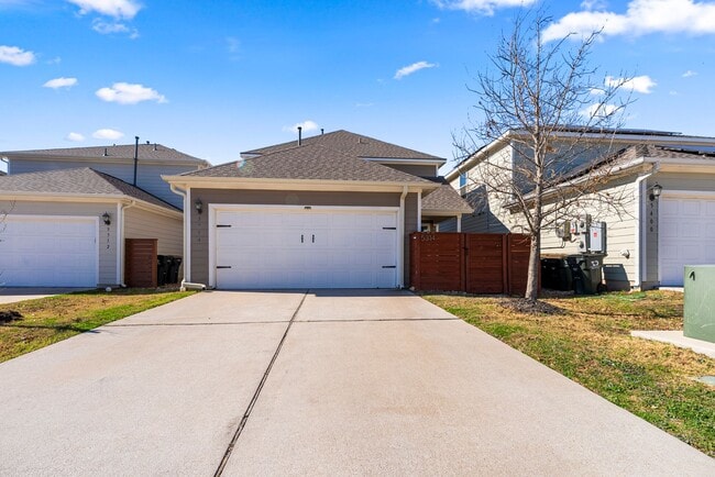 Building Photo - 5314 Golden Canary Ln