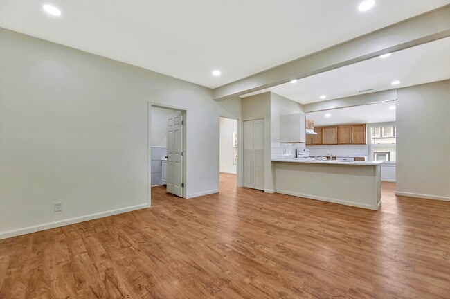 Photo - 311 N 9th St