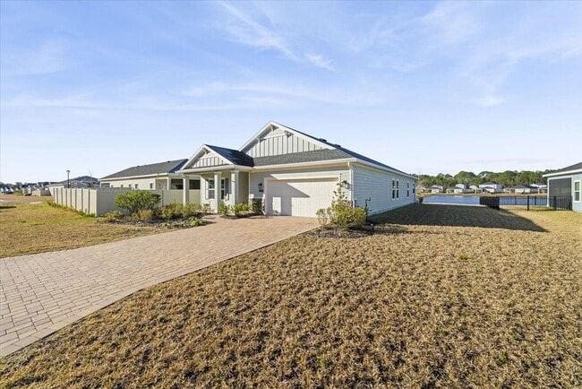 Photo - 100 Lake Sinclair St