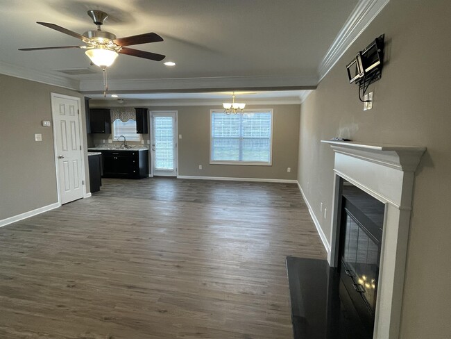 Photo - 8107 Cambridge Reserve Dr