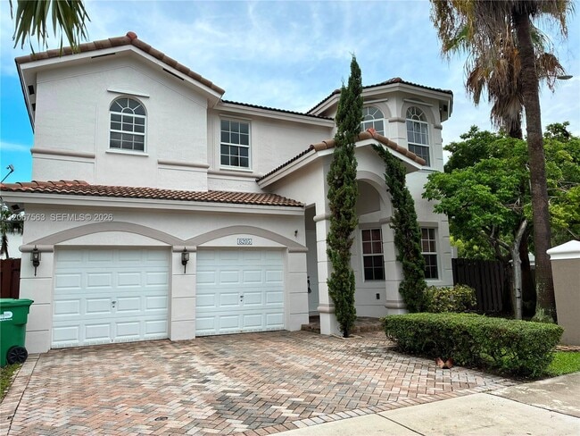Building Photo - 8205 NW 116th Ave