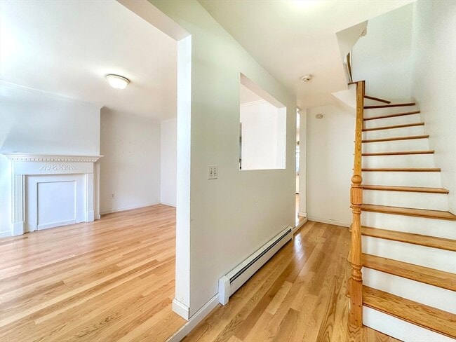 Photo - 244 Everett St