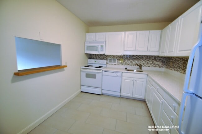 Photo - 101 Monmouth St Unit 208