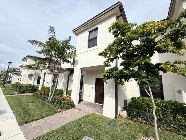 Photo - 23465 SW 127th Pl