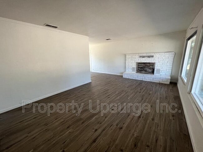 Photo - 1420 Lake Blvd