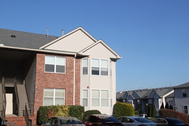 Photo - 26 Gracie Rd Condo