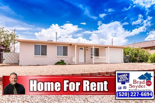 Building Photo - Charming Home Features 3 Bedroom, 1 Bath, Central A/C and a Garage with Central A/C!