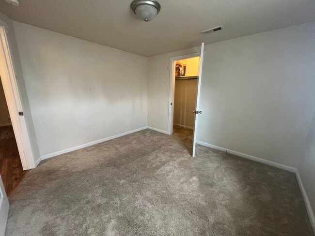 Photo - Downtown Bremerton Two Bedroom, Available Now!