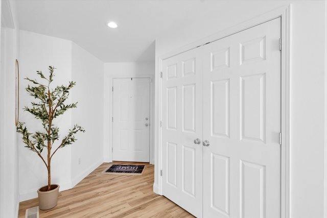 Photo - 1701 E Amber Ln Unit Amber Lane