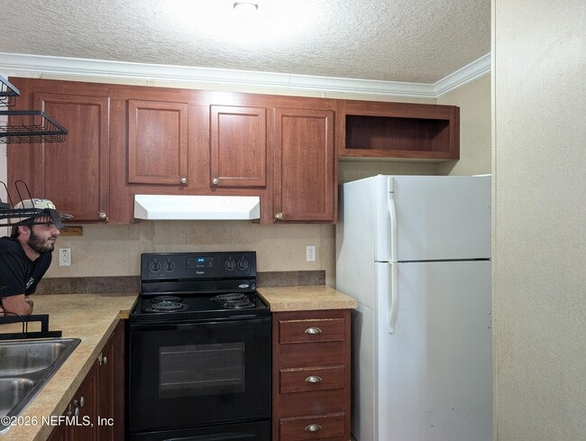 Photo - 123 Hayman Dr