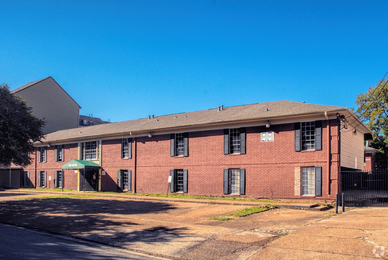 Photo - Hyde Park Apartments