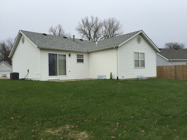 Photo - 116 Bayhill Blvd