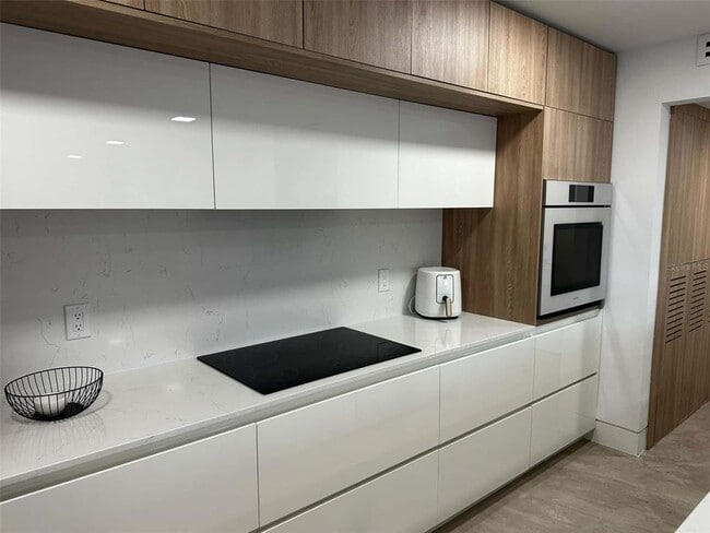 Photo - 7400 Sunshine Skyway Ln S