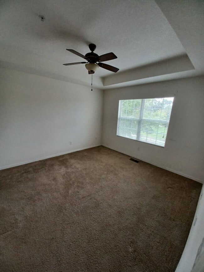 Photo - 1642 Scarlet Oak Loop