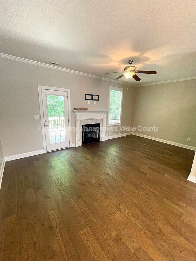 Photo - 139 Cobalt Creek Way