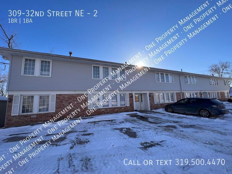 Photo - 309-32nd Street NE-2 Unidad 2