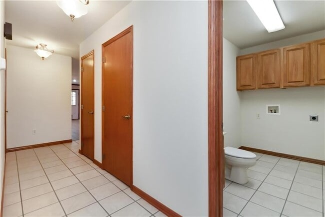 Photo - 2915 E Sterling Ct