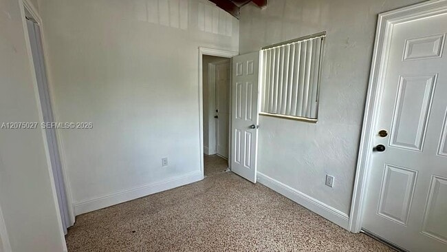 Photo - 2536 SW 18th St Unit 0